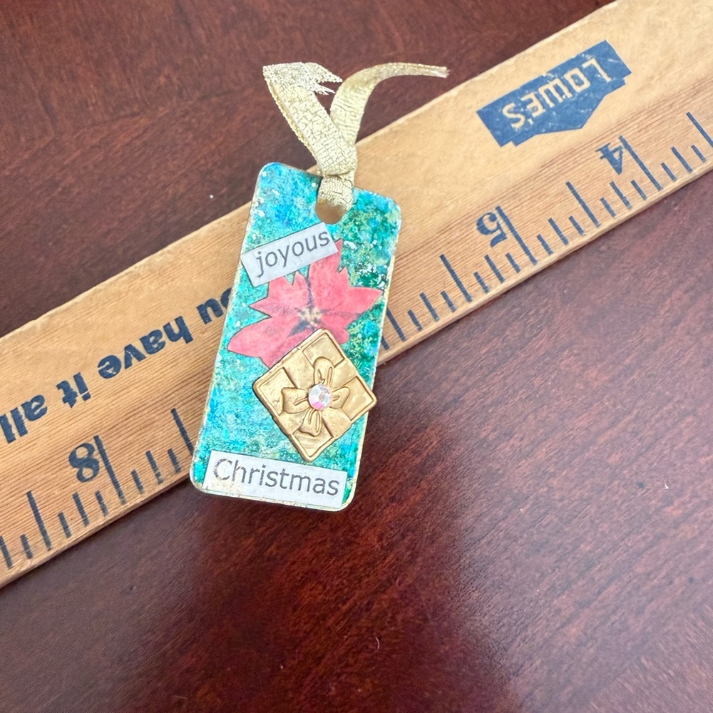 Vintage Christmas Brooch